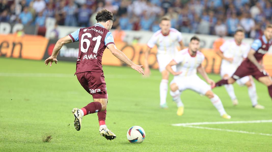 Trabzon fırtına gibi esti…  Trabzonspor, Ruzomberok engelini rahat geçti! 3